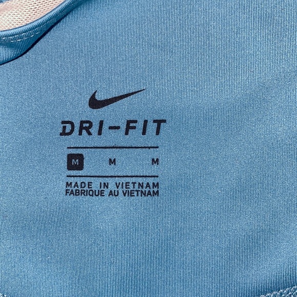 NIKE THERMA-FIT ONE MID-RISE LEGGINGS WORN FOR AN HOUR! PRACTICALLY BRAND NEW! - Picture 4 of 4